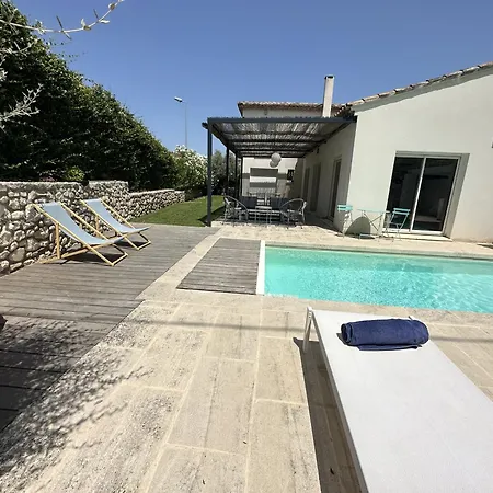 Villa Climatisee Avec Piscine A St Remy